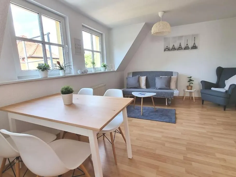 2 Room Apt At It-District Neustadt & Free Parking Dresden